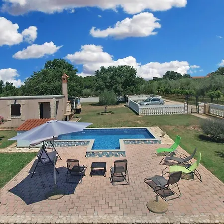 Fuer 3 Personen Ca 38 Qm In Galizana, Istrien Istrische Riviera Apartment Pula